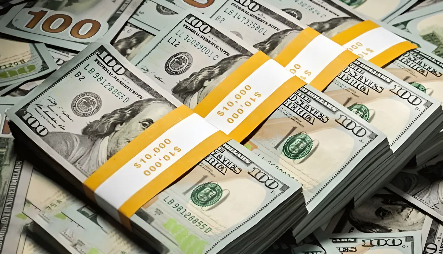 ٽن سالن ۾ 100 ارب ڊالر ٻاهر منتقل، حڪومت واپارين خلاف ڏنڊو کڻي ورتو